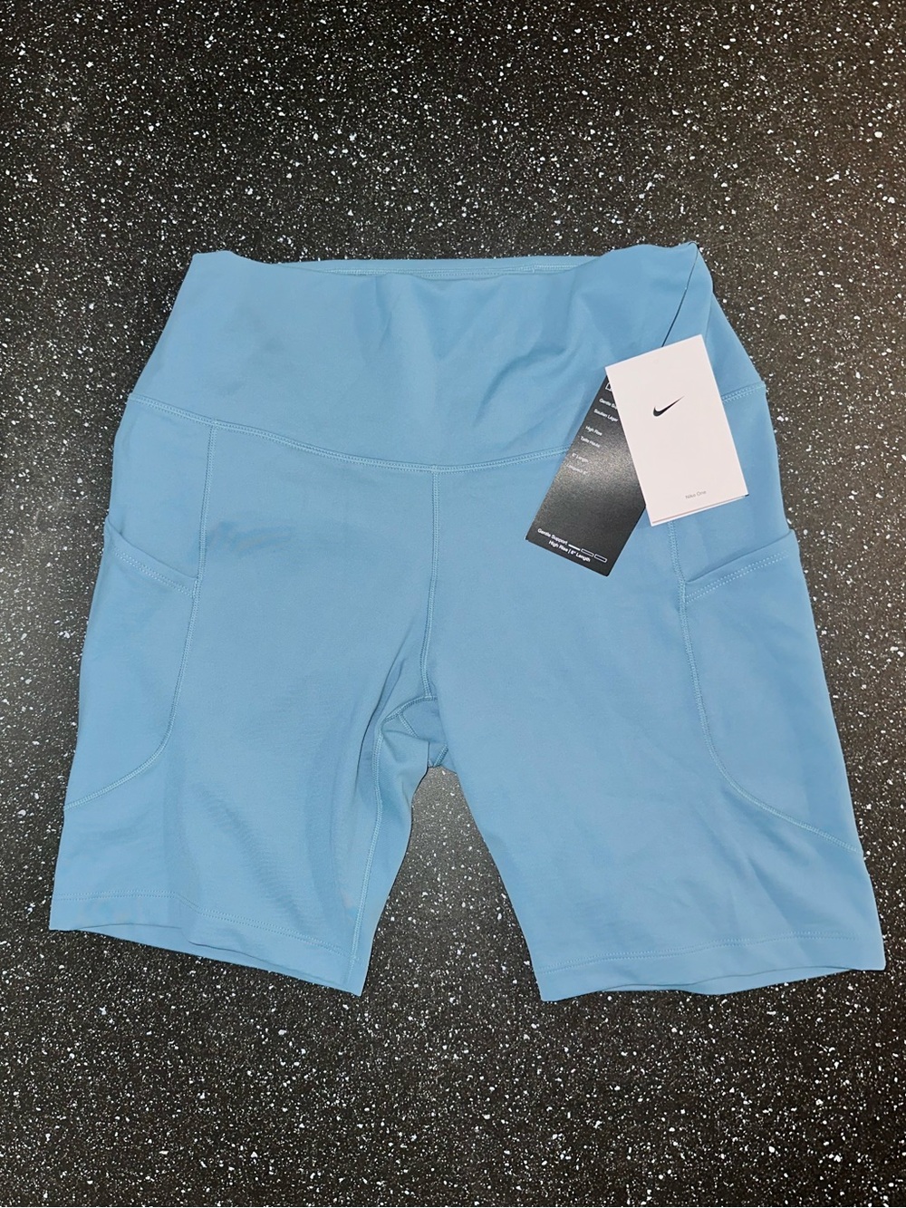 Women’s Nike One High-Rise Bike Shorts with Pockets